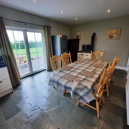 Clone Manor Lantställe *