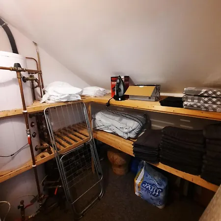 Lantställe Clone Manor *