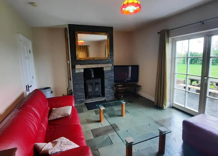 Landsted Clone Manor